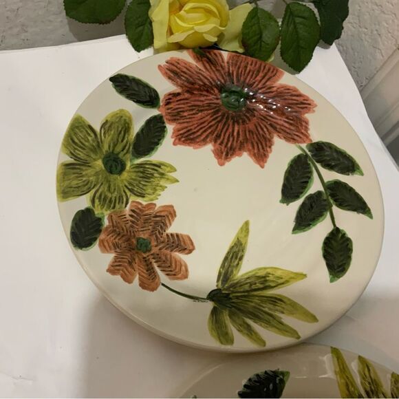 4 tabletops gallery hand painted  Stoneware salad plates 8.75” brushed floral - Picture 3 of 9